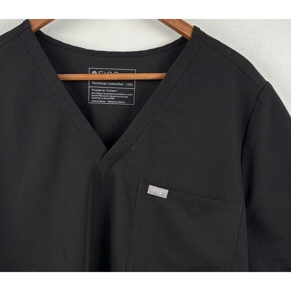 FIGS Scrub Set Sz XXL Catarina Scrub Top Kade Cargo Pants Black Technical - Picture 4 of 15